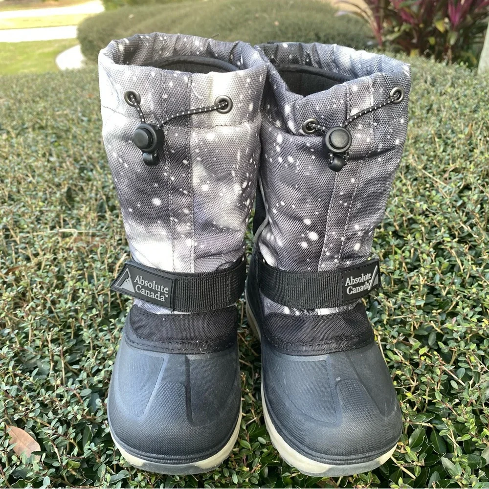 Absolute Canada Boots 12 Black Galaxy Print Insulated Snow Boots Winter Cosmos